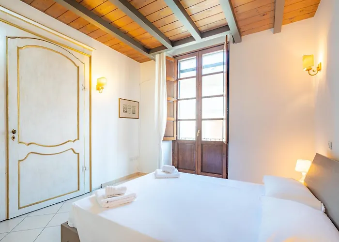 شقة Palazzo Boyer - Marina - 6 Posti كالياري